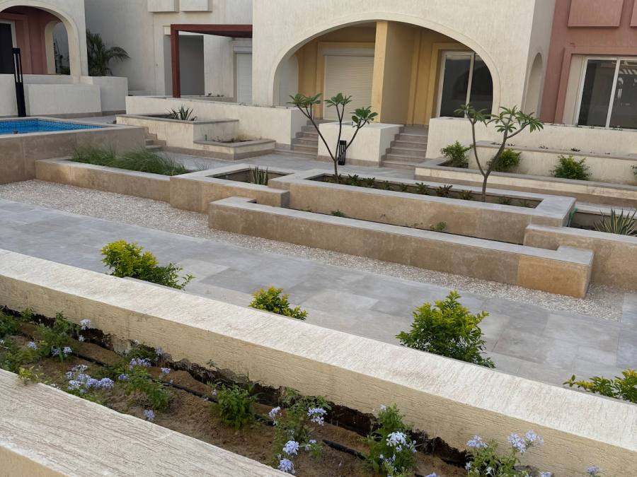 G03 Bay village/ Sahl Hasheesh studio-side view — photo 6