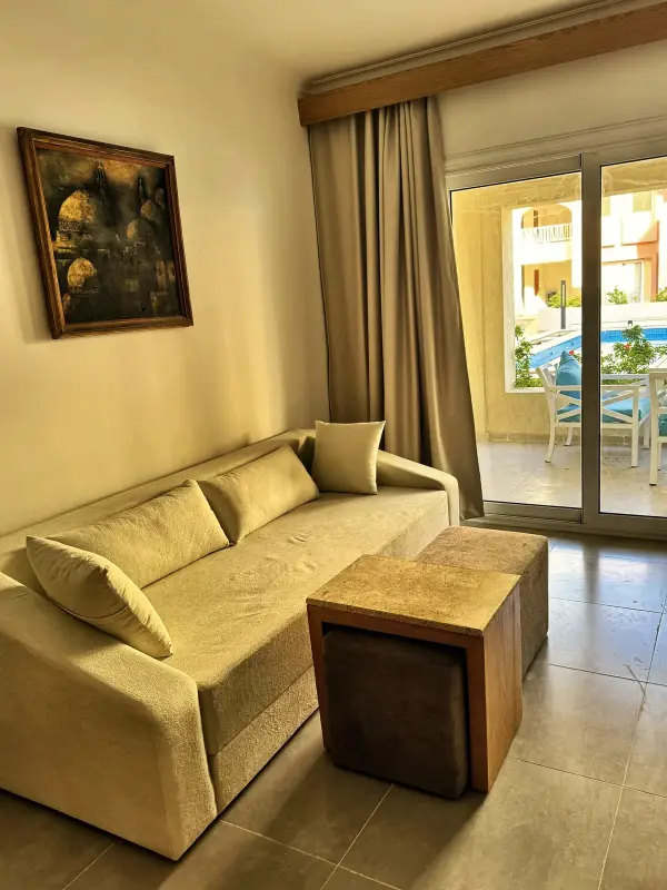 Living room opening onto the balcony